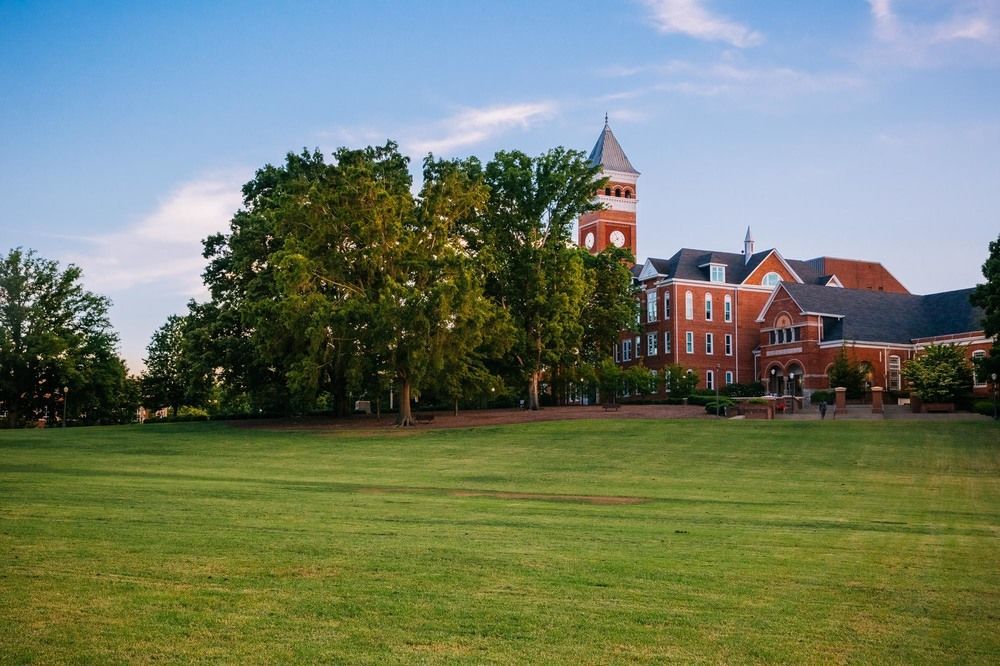 The Abernathy Hotel Clemson Bagian luar foto